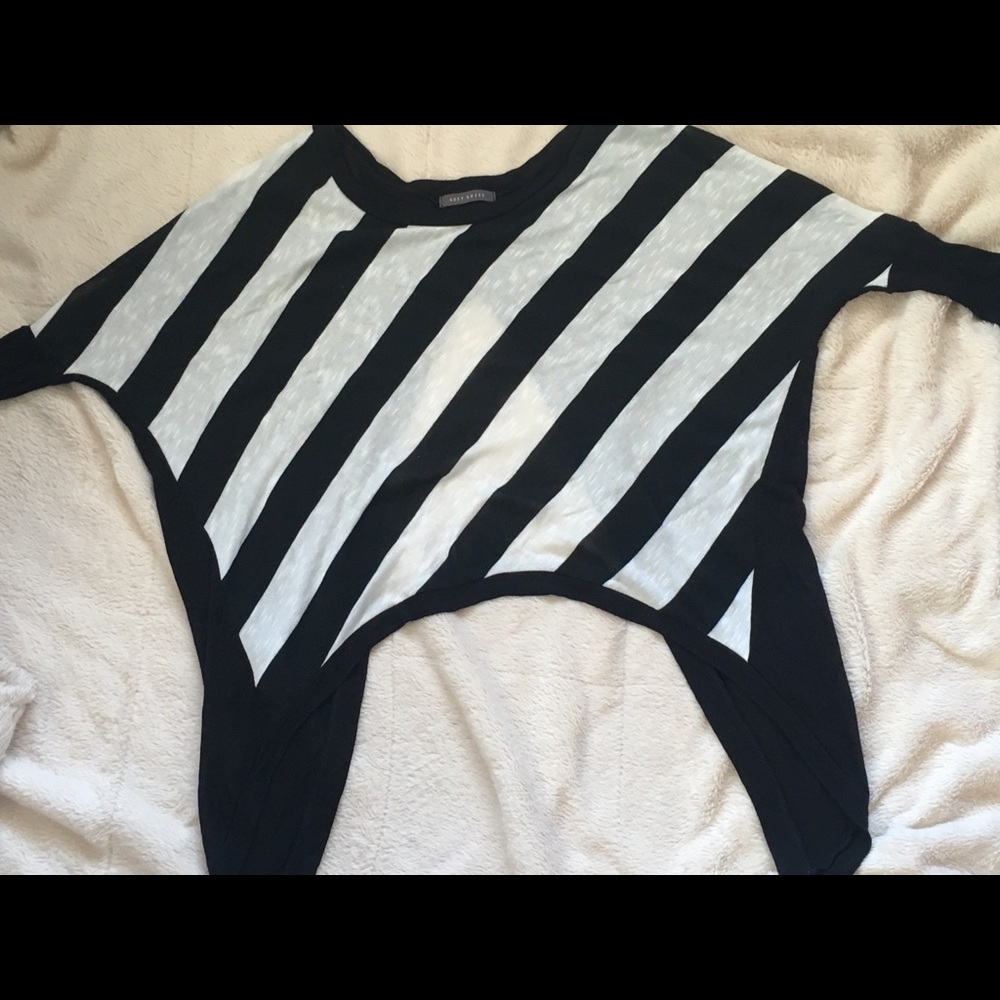 Suzy Shier open back sweater